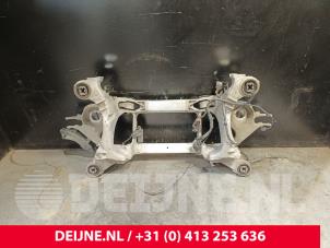 Porsche Taycan Draagbalk achter O256786 foto 2
