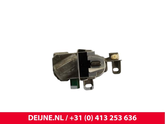 Volvo V60 Lenkradschloss O256798
