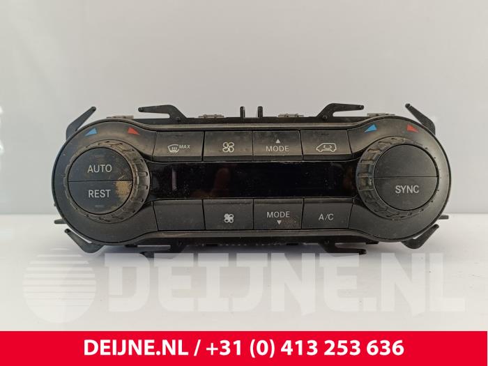Mercedes Vito Heizung Bedienpaneel O256832