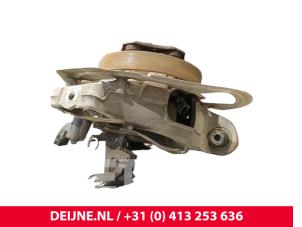 Porsche Taycan Knuckle, rear left O256849 photo 3