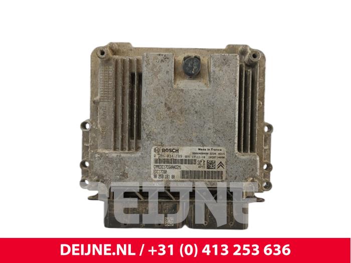 Peugeot Expert Engine management computer O256851