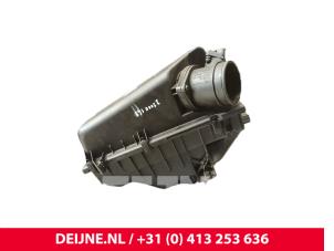 Gebruikte Luchtfilterhuis Volvo C70 (NC) 2.0 T 20V Prijs € 60,00 Margeregeling aangeboden door van Deijne Onderdelen Uden B.V.