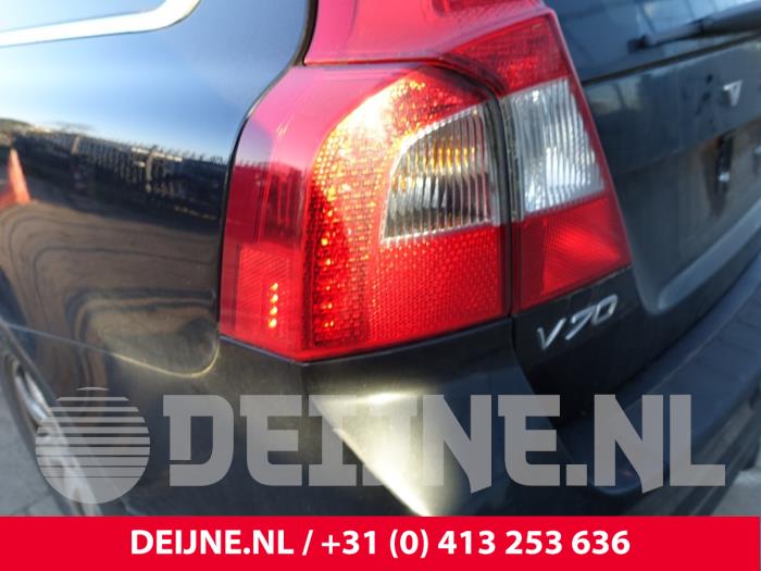 Volvo V70 Rücklicht links O257122