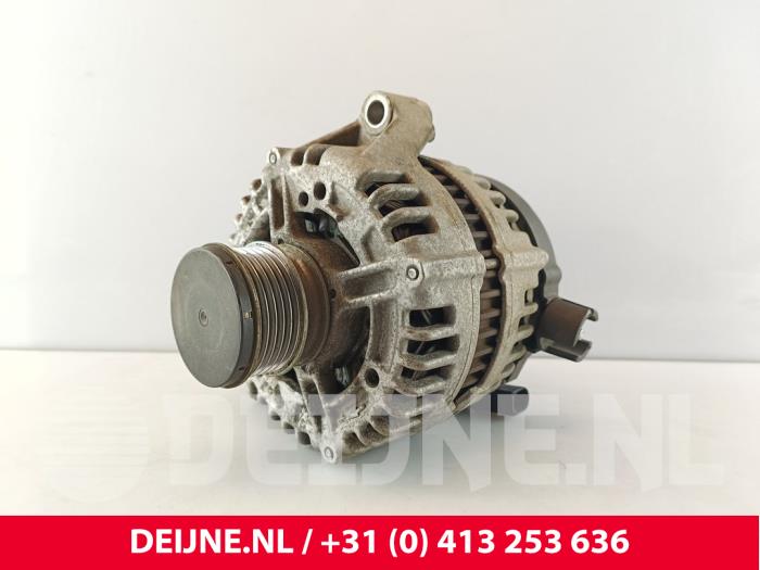 Gebruikte Dynamo Volvo V70 (BW) 2.5 T 20V Prijs € 70,00 Margeregeling aangeboden door van Deijne Onderdelen Uden B.V.