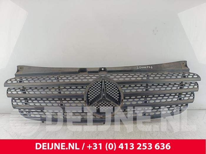 Mercedes Vito Grill O257221