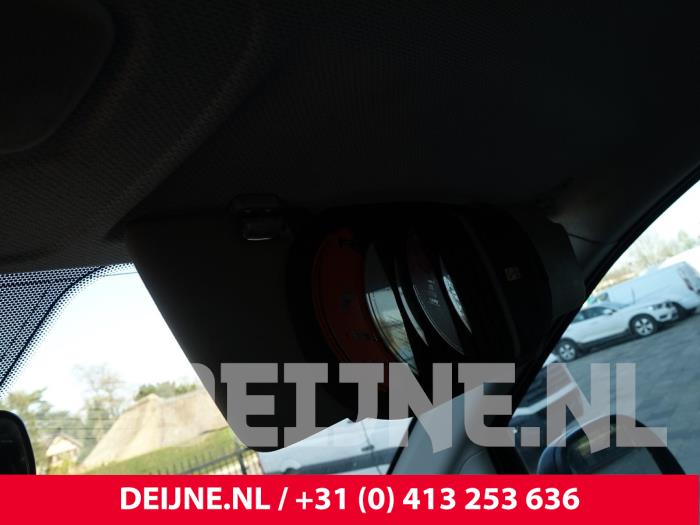 Mercedes Vito Sonnenblende O257250