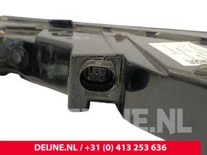 Porsche Taycan Taillight, right O257270 photo 3