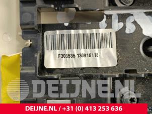 Tesla Model S Luidspreker O257283 foto 3