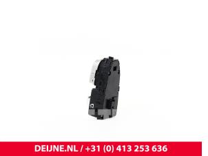 Mercedes Vito Elektrisch Raam Schakelaar O9990002741 foto 3