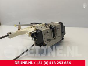 Mercedes Sprinter Deurslot Mechaniek 2Deurs rechts O257363 foto 3