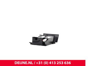 Volkswagen Transporter Getränkehalter O9990002726 foto 4