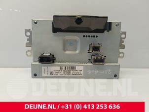 Volvo V40 Display Multi Media regelunit O257441 foto 2