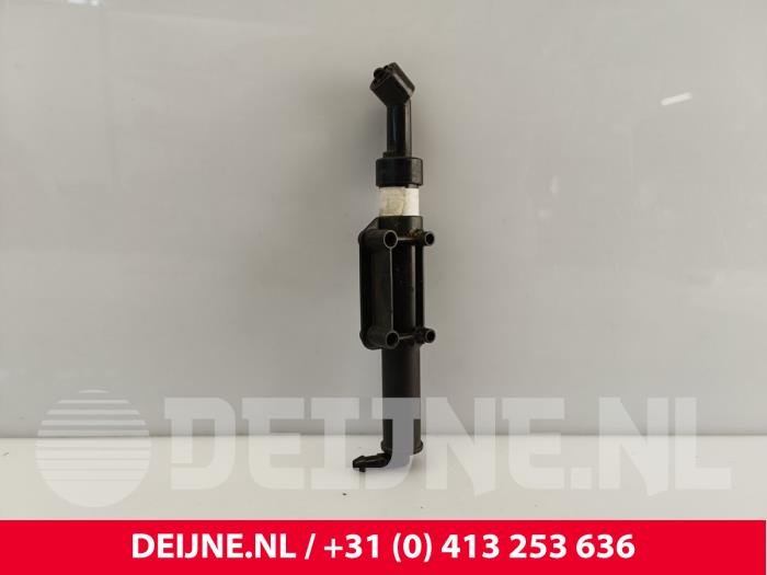 Volvo XC60 Pomp koplampsproeier O257463