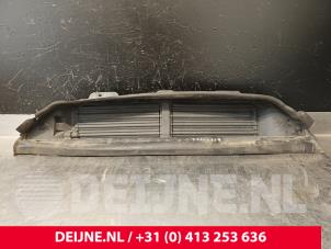 Gebruikte Luchtgeleider Volvo XC90 II 2.0 B5 16V Mild Hybrid AWD Prijs € 260,00 Margeregeling aangeboden door van Deijne Onderdelen Uden B.V.