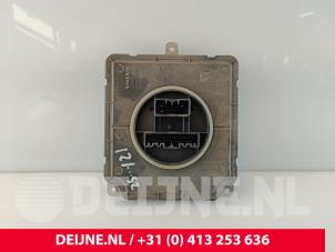 Gebruikte Module LED koplamp Volvo V60 II (ZW) 2.0 T6 16V Twin Engine Prijs € 150,00 Margeregeling aangeboden door van Deijne Onderdelen Uden B.V.