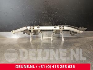 Porsche Taycan Vorderteilstütze O257525 foto 2