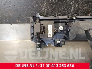 Porsche Taycan Versnellingspook O257527 foto 3