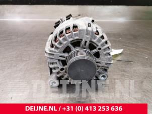 Gebruikte Alternator BMW 1 serie (F20) 118d 2.0 16V Prijs € 10,00 Margeregeling aangeboden door van Deijne Onderdelen Uden B.V.