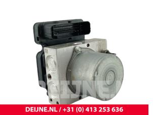 Lynk & Co 01 ABS Pomp O257551 foto 2