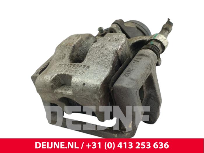 Lynk & Co 01 Remklauw (Tang) links-achter O257572