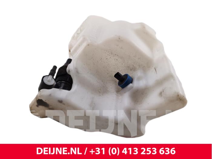 Lynk & Co 01 Ruitensproeiertank voor O257583