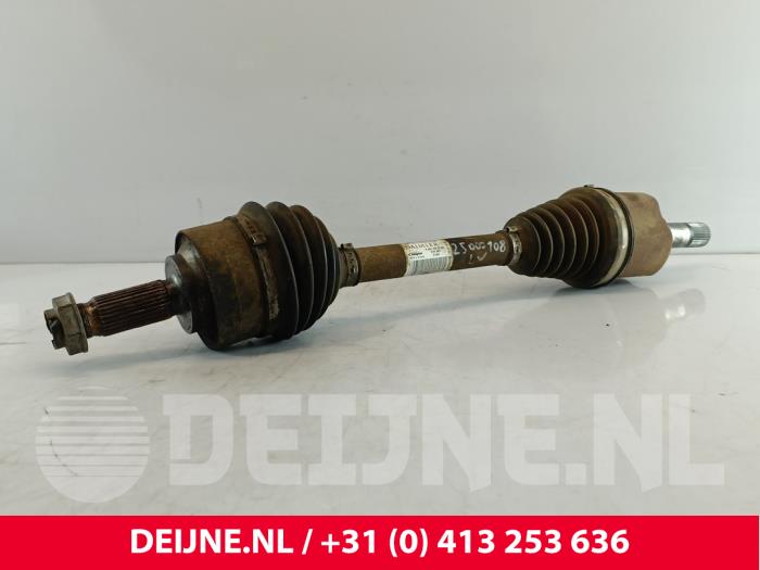 Mercedes Vito Aandrijfas links-voor O257607
