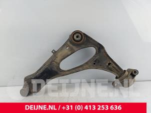 Mercedes Vito Draagarm onder rechts-voor O257621 foto 2