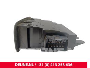 Volvo XC90 Electric window switch O257892 photo 2