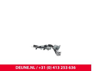 Mercedes Sprinter Bumpersteun links-voor O9990002750 foto 2