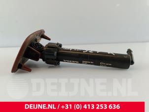 Volvo V60 Pomp koplampsproeier O258032 foto 3