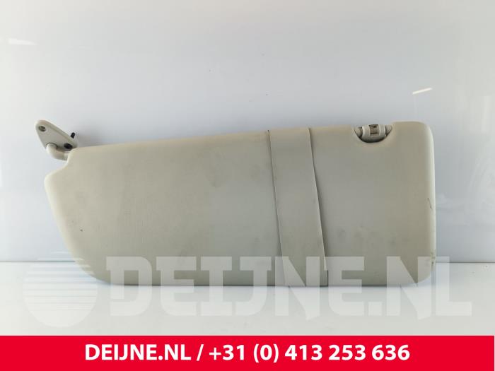 Mercedes Vito Zonneklep O258110