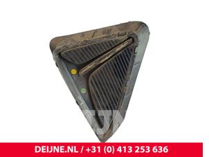 MG MG5 Electric Bumper grille O258129 photo 2