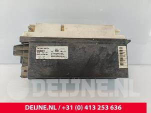 Gebruikte Accu (Hybride) Volvo XC90 II 2.0 B5 16V Mild Hybrid AWD Prijs € 450,00 Margeregeling aangeboden door van Deijne Onderdelen Uden B.V.