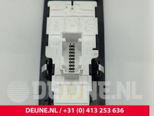 Toyota Pro-Ace Electric window switch O258189 photo 3