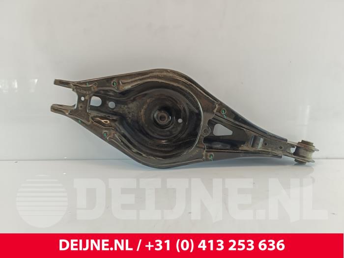 Lynk & Co 01 Federteller rechts hinten O258273