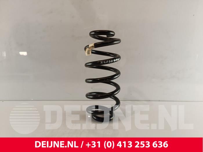 Lynk & Co 01 Schroefveer achter O258274