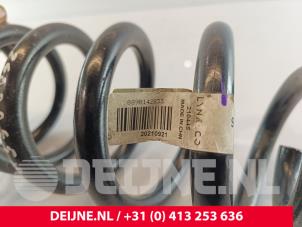 Lynk & Co 01 Schroefveer achter O258275 foto 3