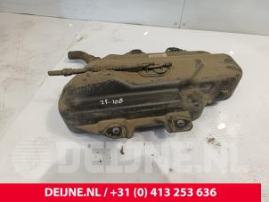 Mercedes Vito Adblue tank O258284 foto 2