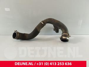 Gebruikte Intercooler Buis Ford Transit 2.0 TDCi 16V Eco Blue 130 Prijs € 30,25 Inclusief btw aangeboden door van Deijne Onderdelen Uden B.V.