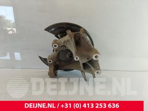 Lynk & Co 01 Fusee links-achter O258380 foto 2