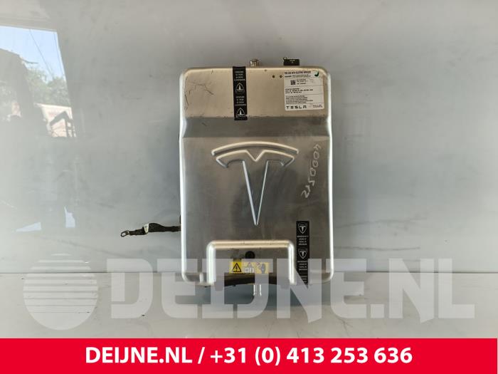 Tesla Model S Batterieladegerät O258388