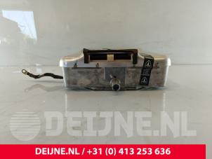 Tesla Model S Acculader O258388 foto 3