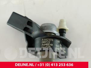 Mercedes Vito Einspritzdüse (Diesel) O258404 foto 3