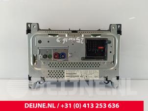 Mercedes Vito Display Multi Media control unit O258422 photo 2