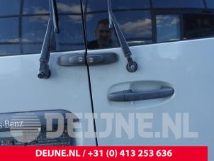 Mercedes Vito Minibus/van rear door O258551 photo 2
