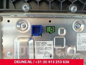Mercedes Vito Display Multi Media control unit O258562 photo 3