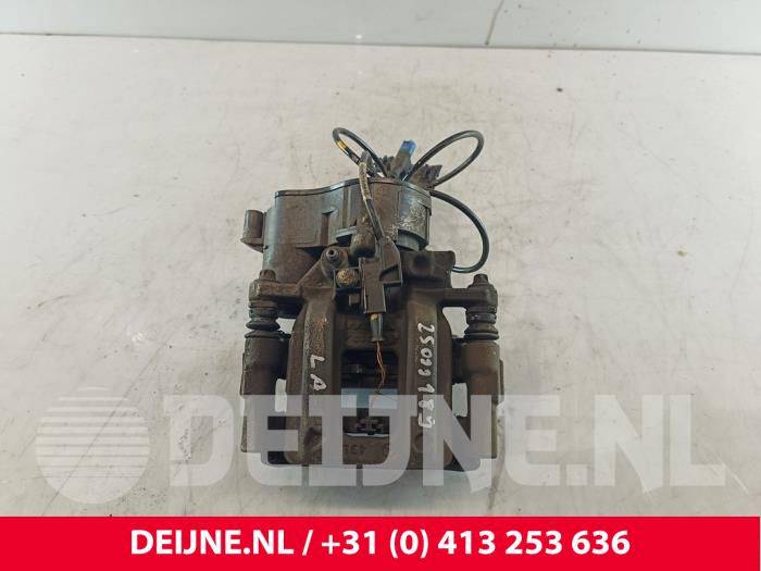 Mercedes Vito Bremszange links hinten O258571