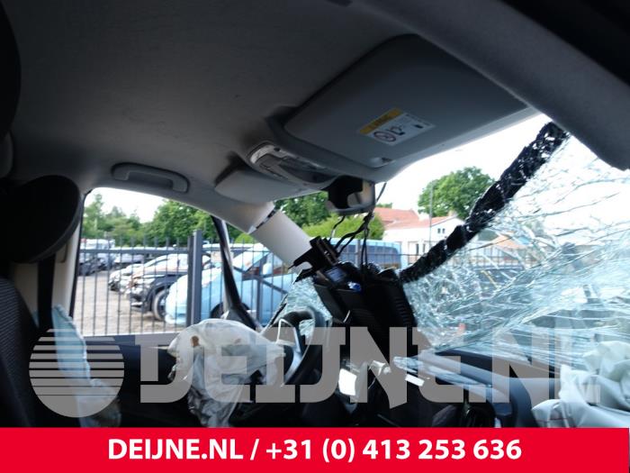 Mercedes Vito Sonnenblende O258585