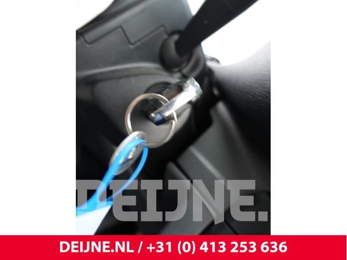 Toyota Pro-Ace Zündschloss+Schlüssel O258634