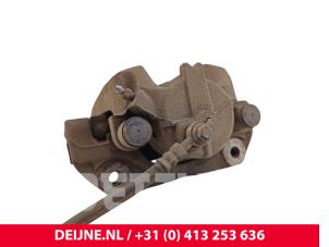 Toyota Pro-Ace Bremszange links vorne O258639 foto 3